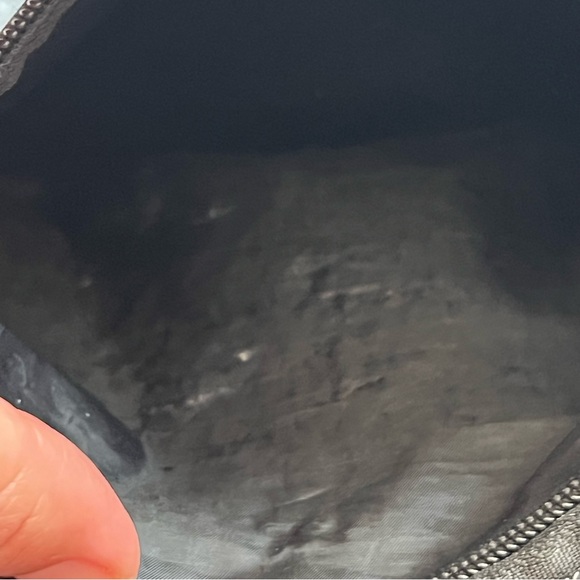 Formfit black belt bag - Picture 4 of 5